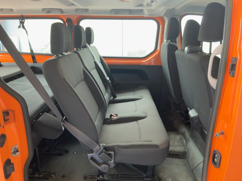 Renault Trafic 2.0 dCi L2H1 3,0t (8/9 Sitze) Life — zdjęcie 14