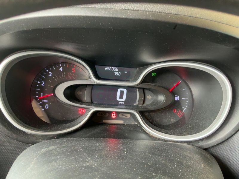 Renault Trafic 2.0 dCi L2H1 3,0t (8/9 Sitze) Life — zdjęcie 13