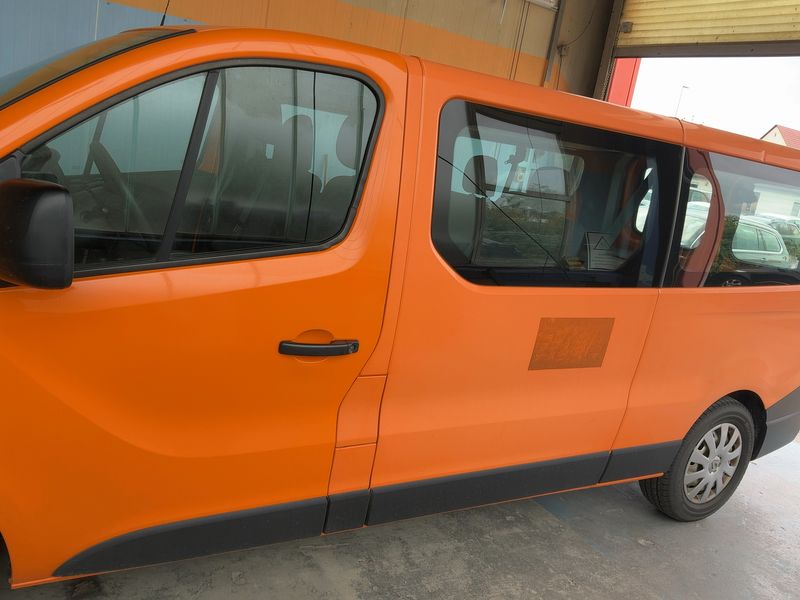 Renault Trafic 2.0 dCi L2H1 3,0t (8/9 Sitze) Life — zdjęcie 4