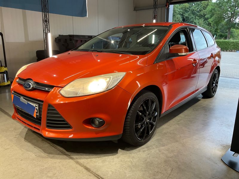 Ford Focus 1.6 Ti-VCT Trend 2011 – снимка 1