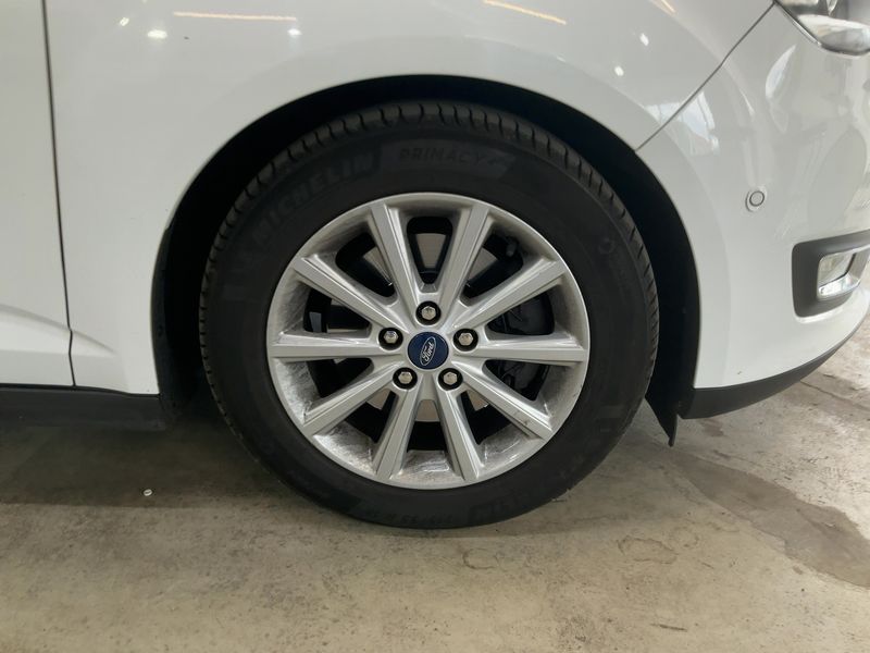 Ford C-Max 2.0 TDCi Titanium 2017 – снимка 11