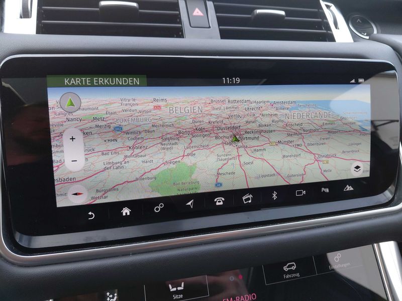 Land Rover Range Rover Sport 3.0 SD V6 HSE Dynamic — zdjęcie 13