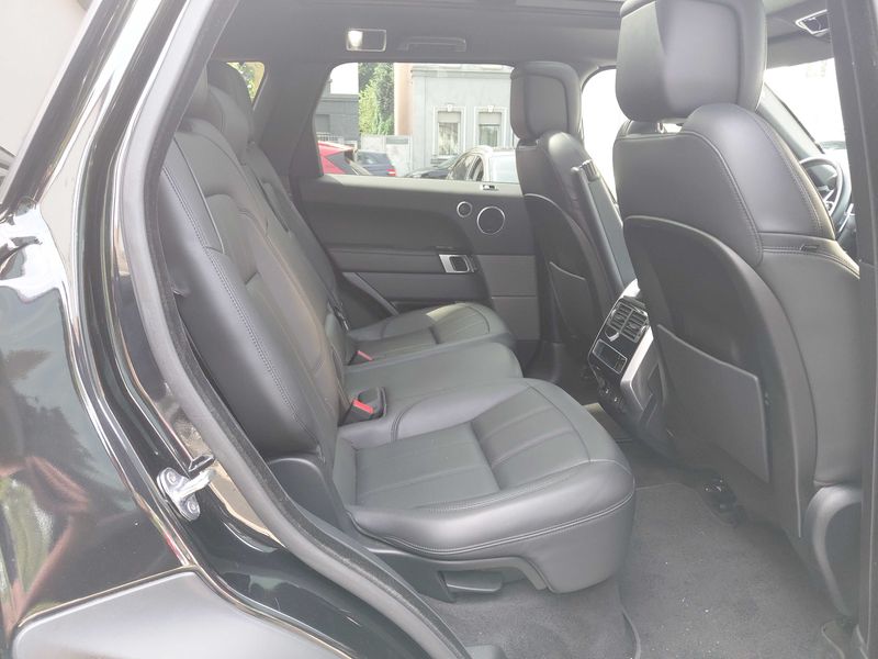 Land Rover Range Rover Sport 3.0 SD V6 HSE Dynamic — zdjęcie 14