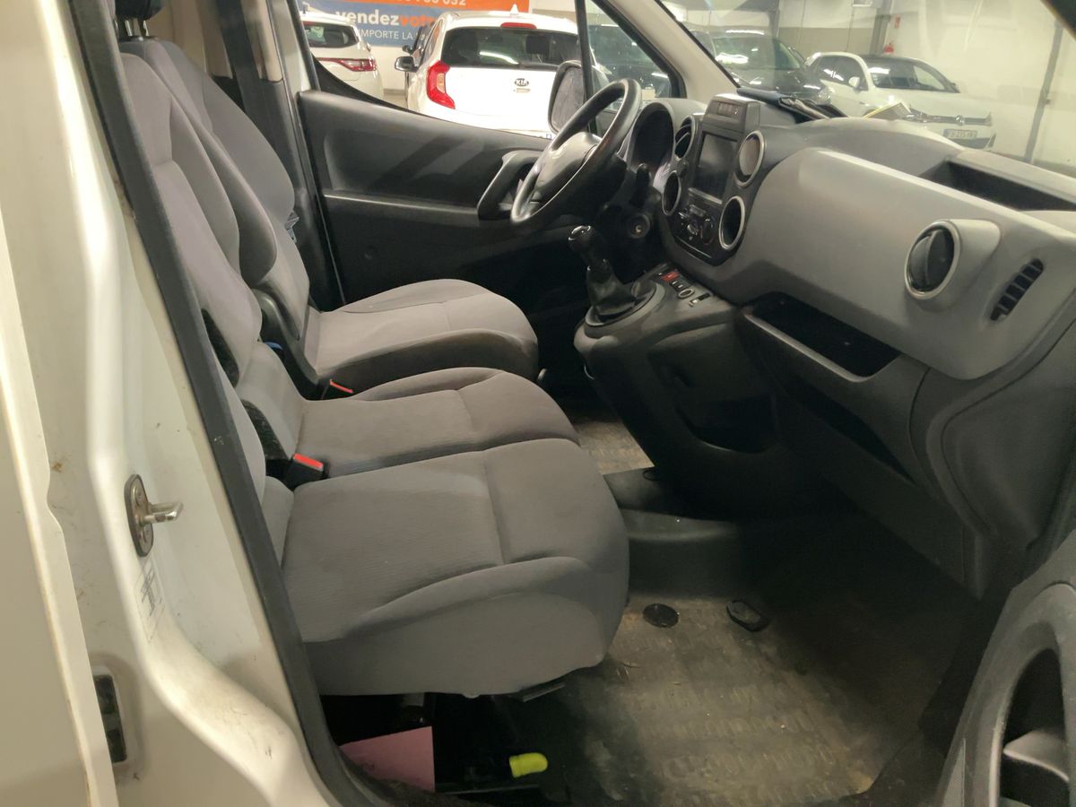 Peugeot Partner 2016 — photo 17