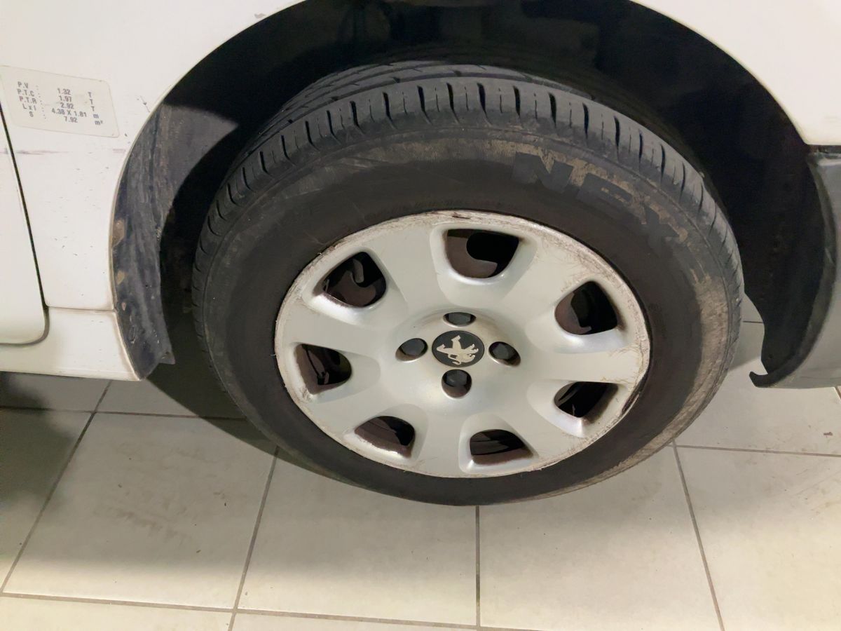 Peugeot Partner 2016 — photo 12