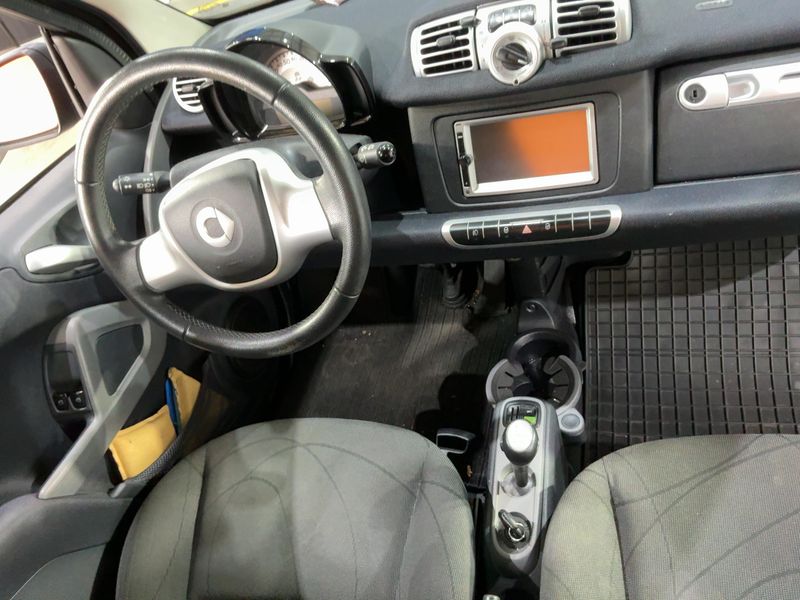 Smart fortwo 1.0 Micro Hybrid Drive passion — zdjęcie 12