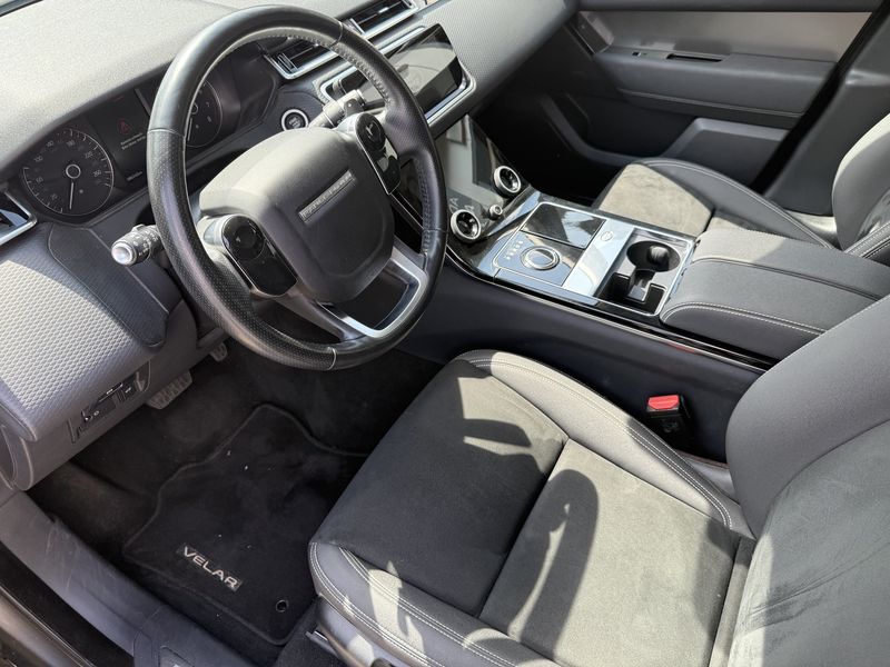 Land Rover Range Rover Velar 2.0 Turbo — zdjęcie 10