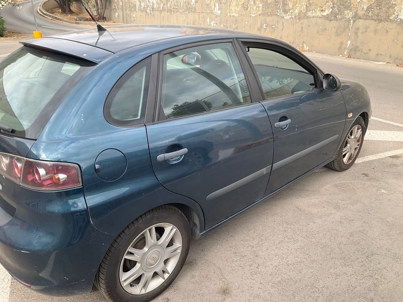 Seat Ibiza 1.4 TDI Hit — zdjęcie 2