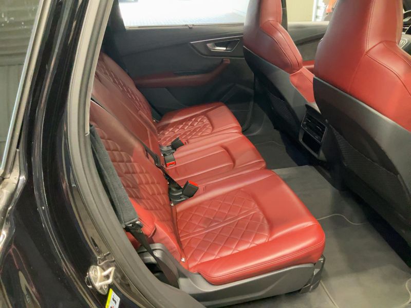 Audi SQ7 4.0 TFSI quattro — zdjęcie 14