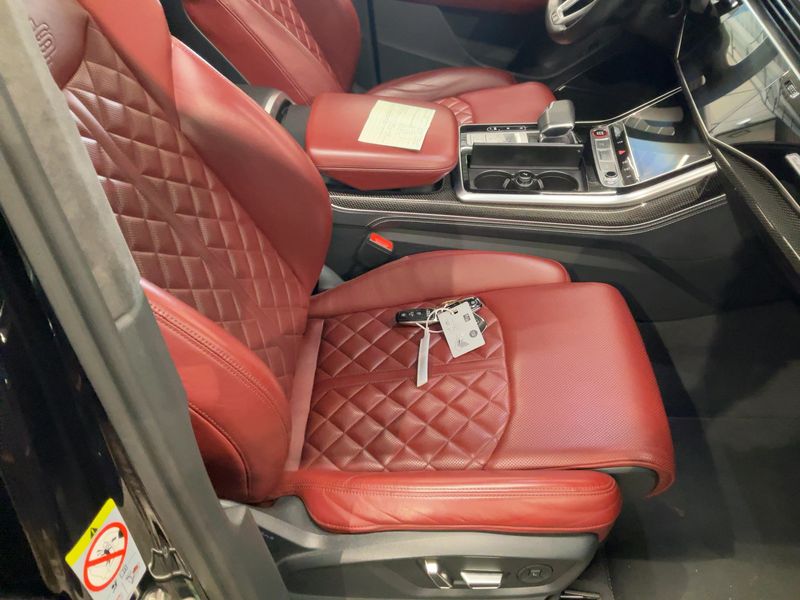 Audi SQ7 4.0 TFSI quattro — zdjęcie 11