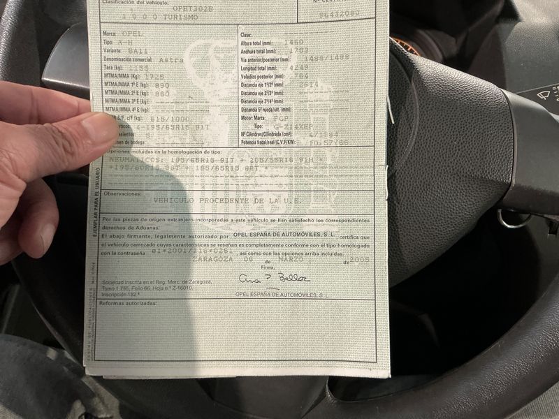 Opel Astra 1.4 Essentia — zdjęcie 6