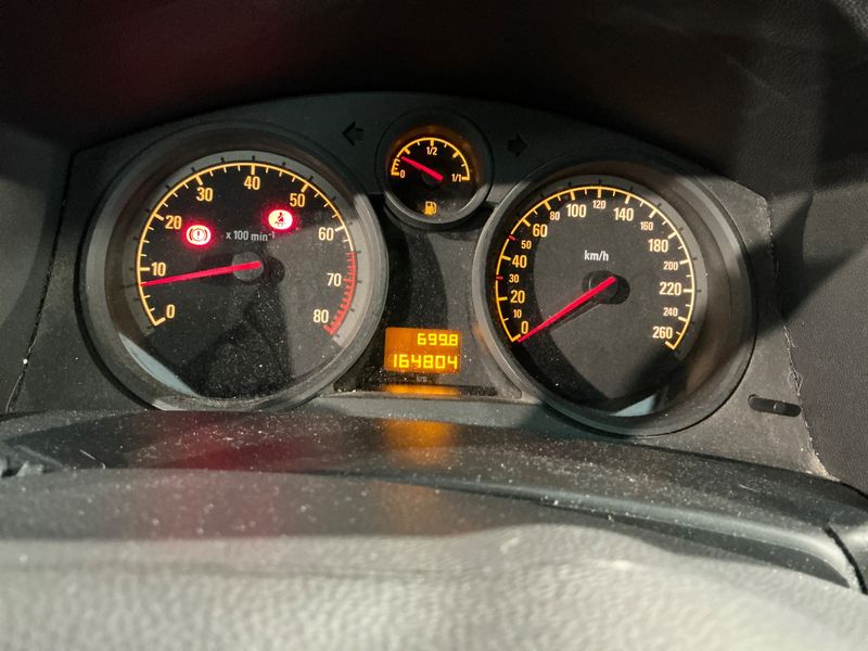 Opel Astra 1.4 Essentia — zdjęcie 4