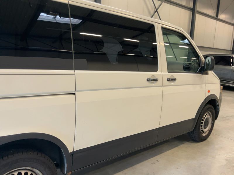 Volkswagen T5 Caravelle 2.5 TDI 4Motion — zdjęcie 7