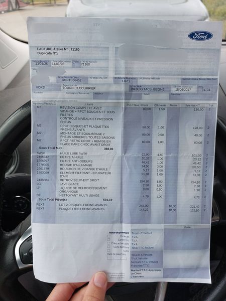 Ford Tourneo 1.0 EcoBoost Titanium — zdjęcie 19