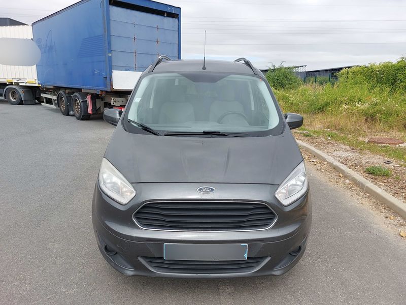 Ford Tourneo 1.0 EcoBoost Titanium — zdjęcie 7