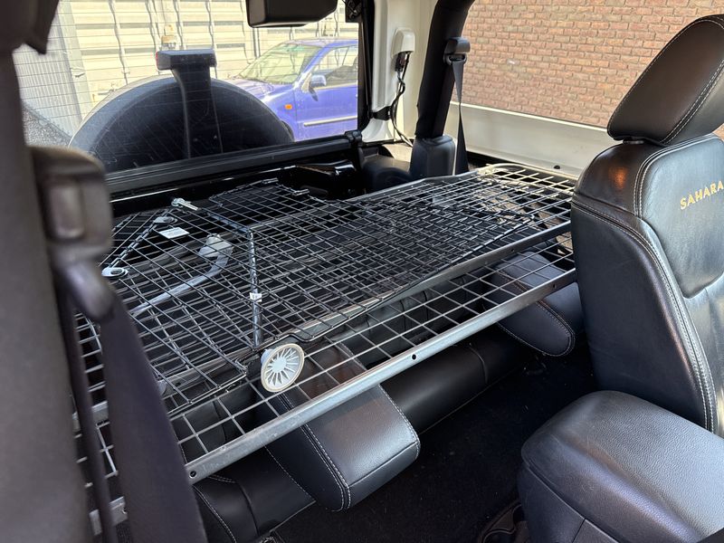Jeep Wrangler Unlimited 2.8 CRD Sahara — zdjęcie 14