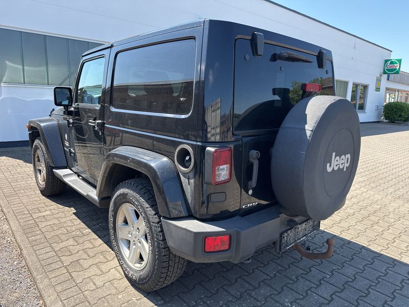 Jeep Wrangler Unlimited 2.8 CRD Sahara — zdjęcie 3