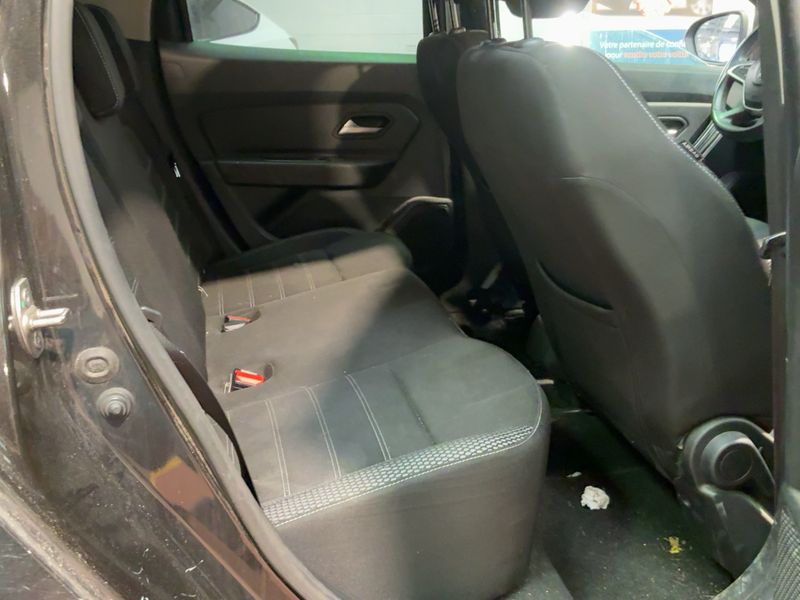 Dacia Duster 1.5 Blue dCi Prestige — zdjęcie 14