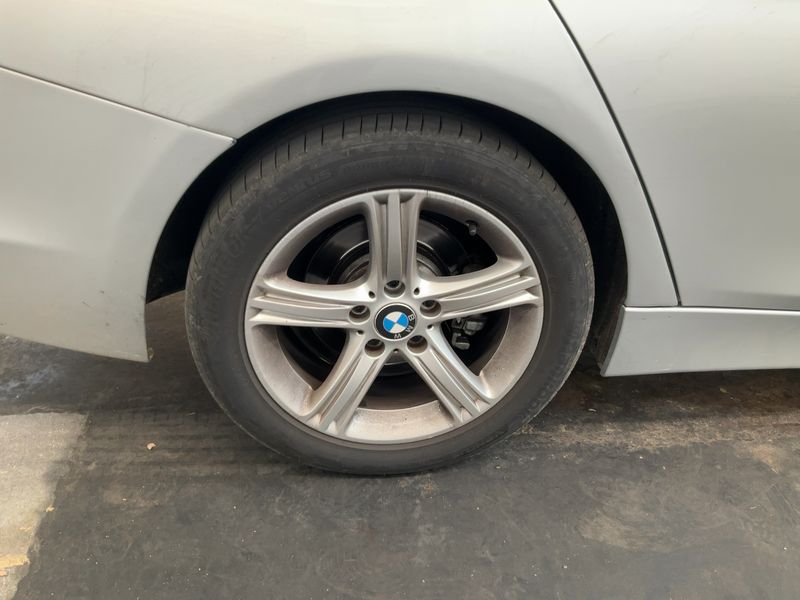 BMW 3er 320d xDrive 2013 – снимка 9