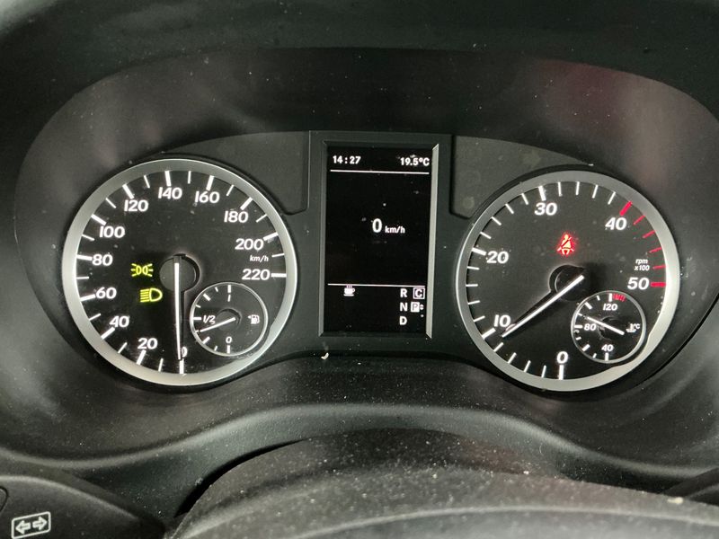 Mercedes-Benz Vito Tourer 116 CDI lang Pro — zdjęcie 13