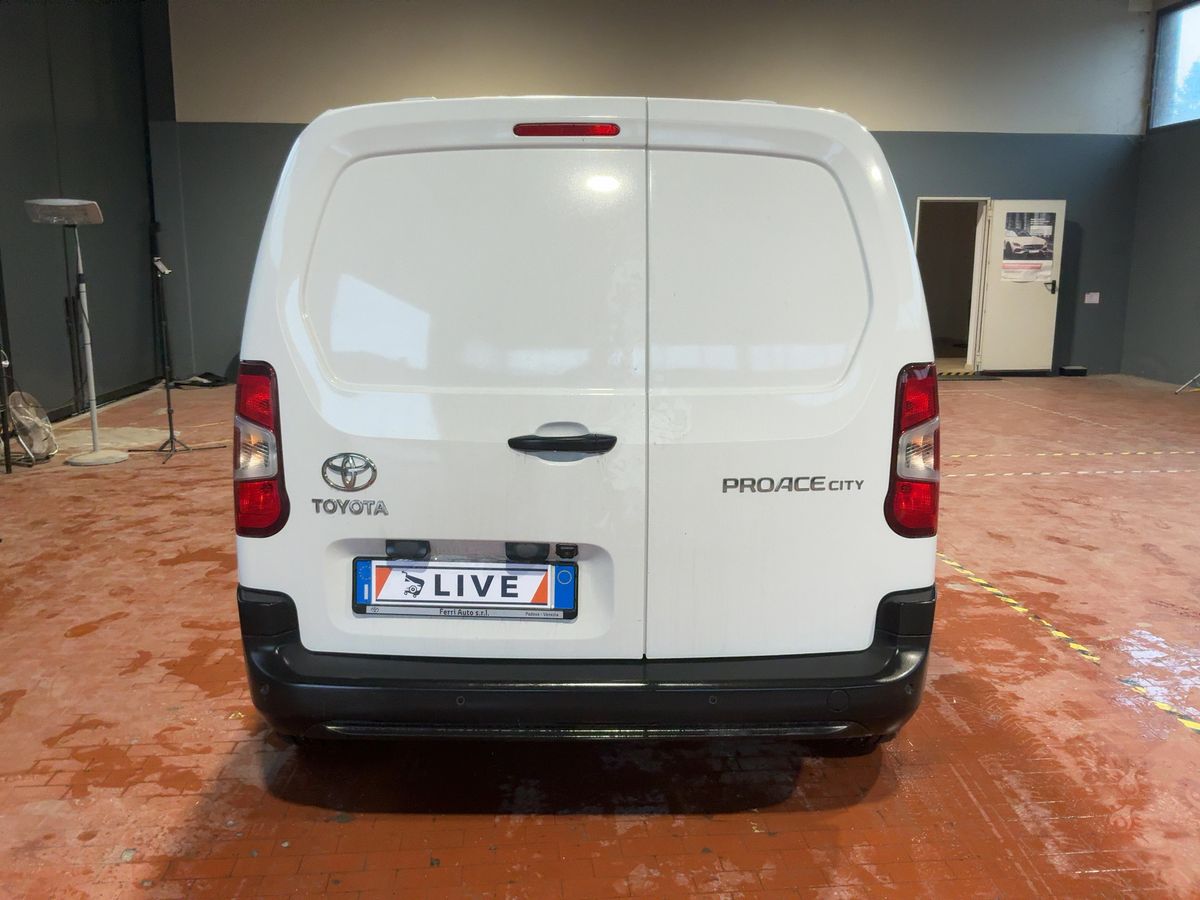 Toyota ProAce 2024 — photo 8