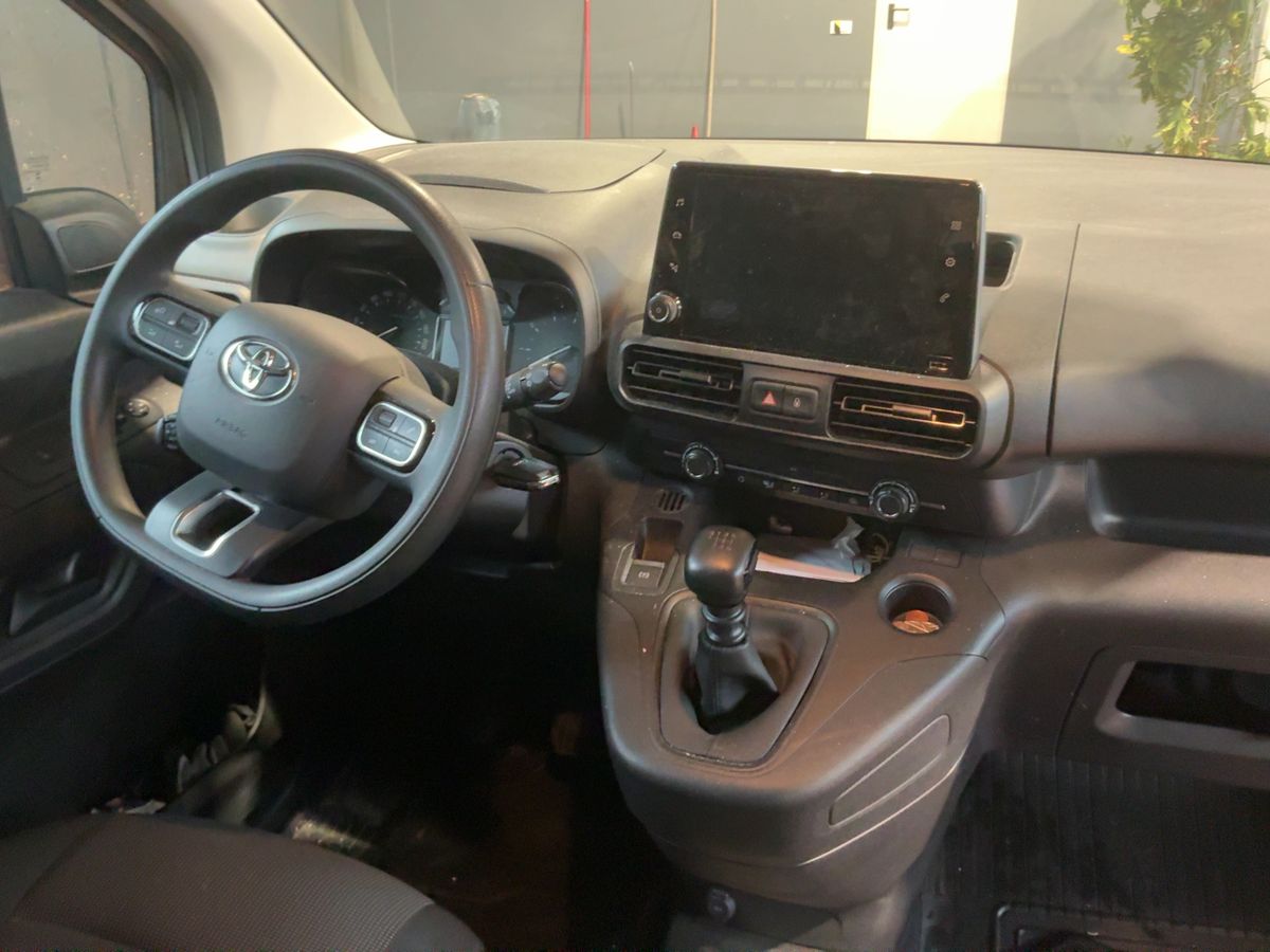 Toyota ProAce 2024 — photo 18