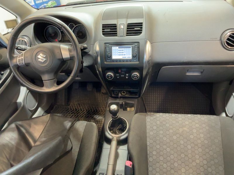 Suzuki SX4 1.6 Style 4x4 — zdjęcie 12