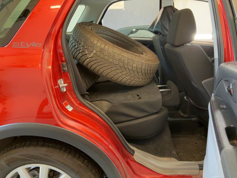 Suzuki SX4 1.6 Style 4x4 — zdjęcie 14