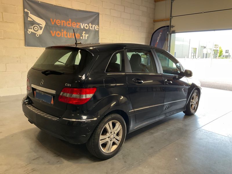 Mercedes-Benz B-Klasse B 180 CDI Design — zdjęcie 2