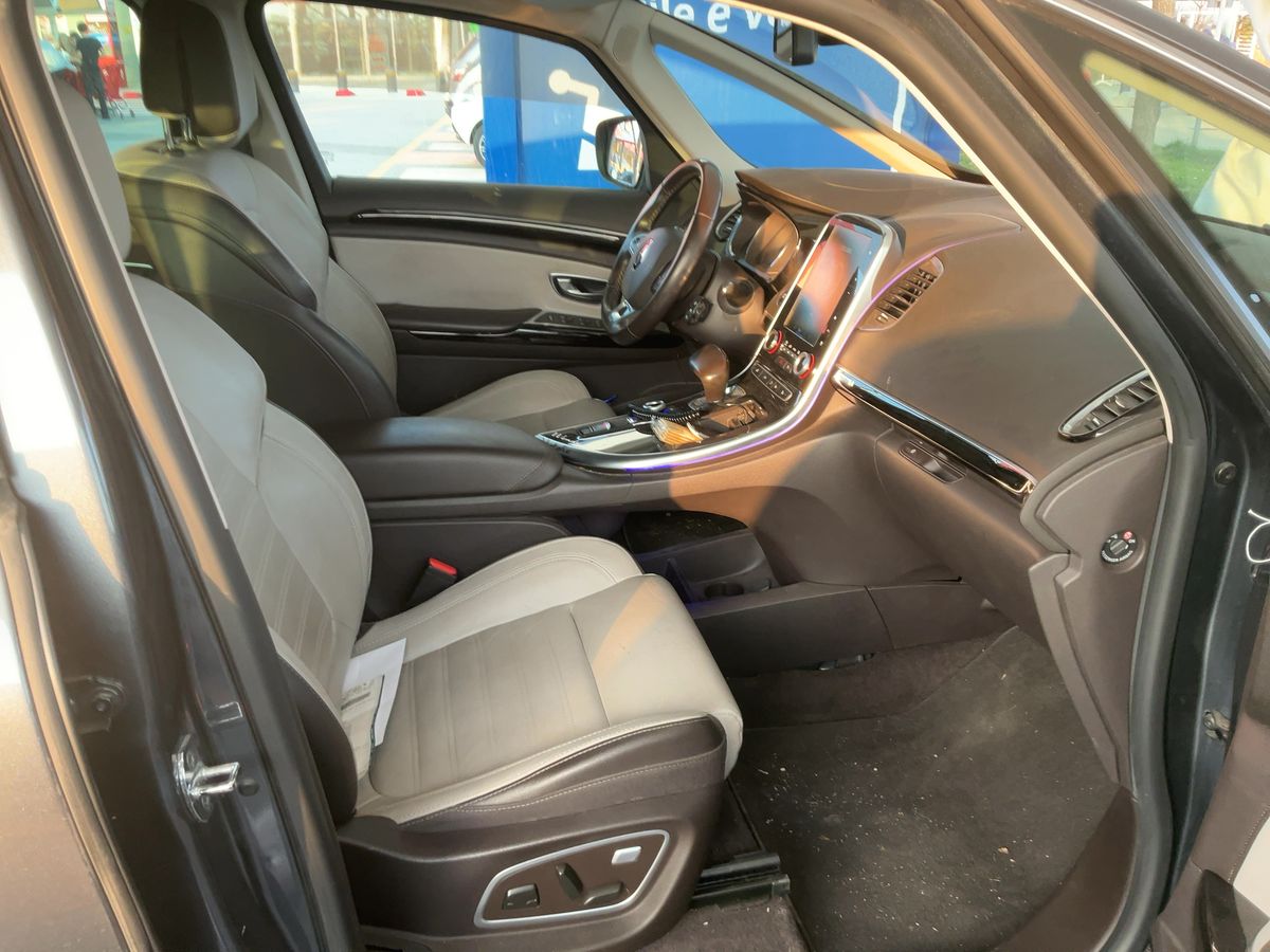 Renault Espace 2017 — photo 17