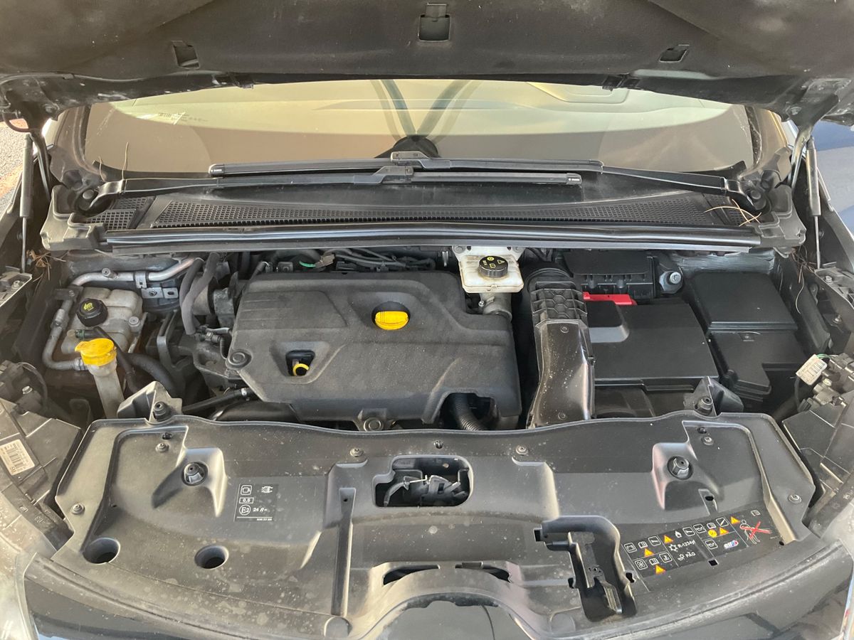 Renault Espace 2017 — photo 31