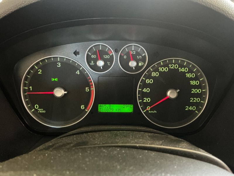 Ford C-Max 1.6 TDCi Ambiente — zdjęcie 4
