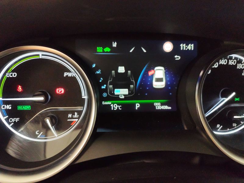 Toyota Camry 2.5 Hybrid Advance — zdjęcie 12