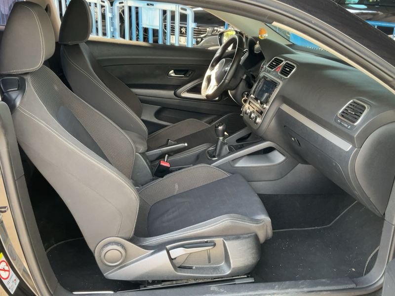 Volkswagen Scirocco 1.4 TSI — zdjęcie 11