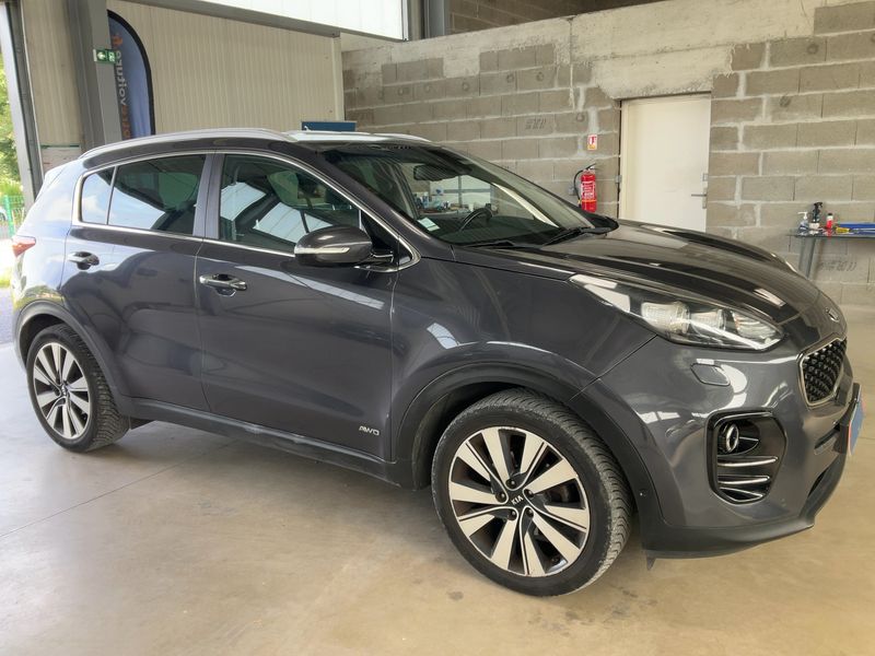 Kia Sportage 2.0 CRDi Spirit 4WD — zdjęcie 8