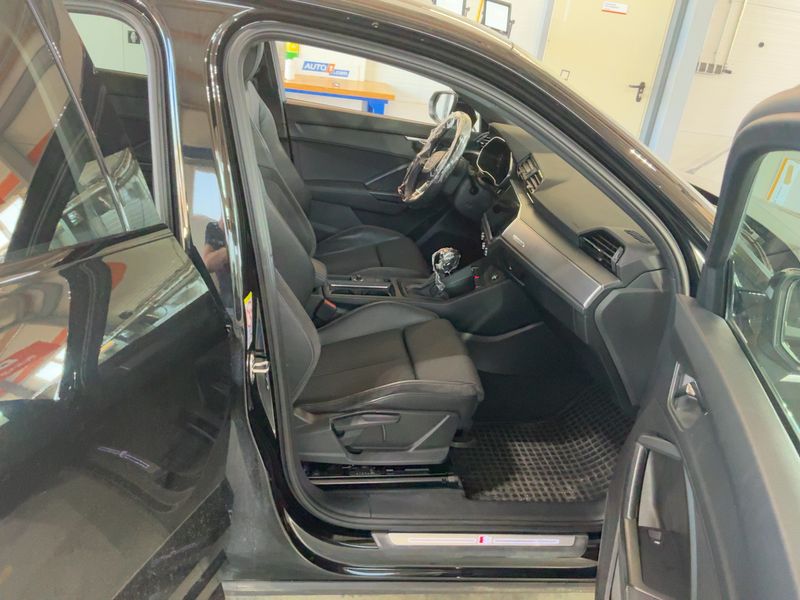 Audi Q3 Sportback 45 TFSIe S line — zdjęcie 11