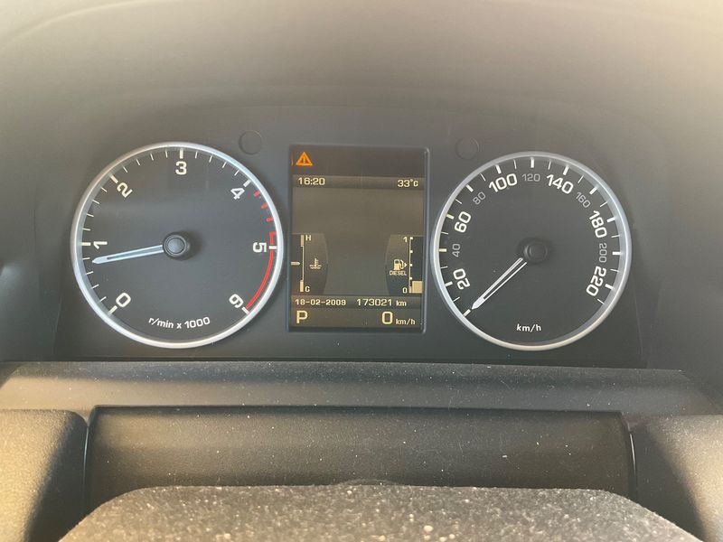 Land Rover Range Rover Sport 3.0 TD V6 HSE — zdjęcie 13