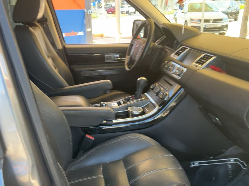 Land Rover Range Rover Sport 3.0 TD V6 HSE — zdjęcie 11