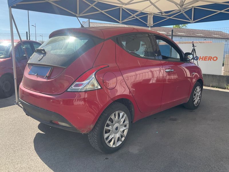 Lancia Ypsilon 1.3 JTD Gold — zdjęcie 2