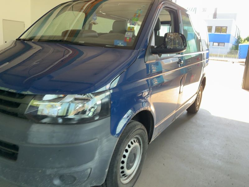 Volkswagen T5 Kombi 2.0 TDI — zdjęcie 2