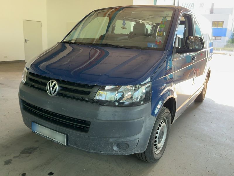 Volkswagen T5 Kombi 2.0 TDI