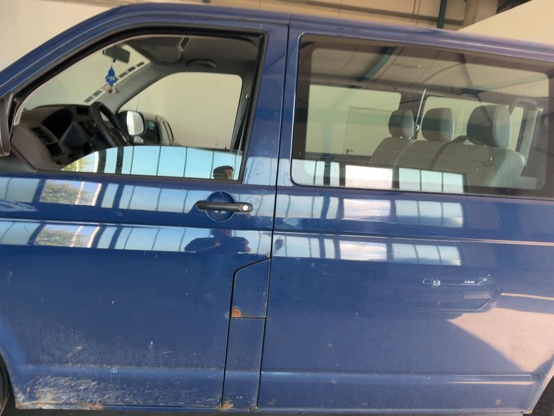Volkswagen T5 Kombi 2.0 TDI — zdjęcie 4