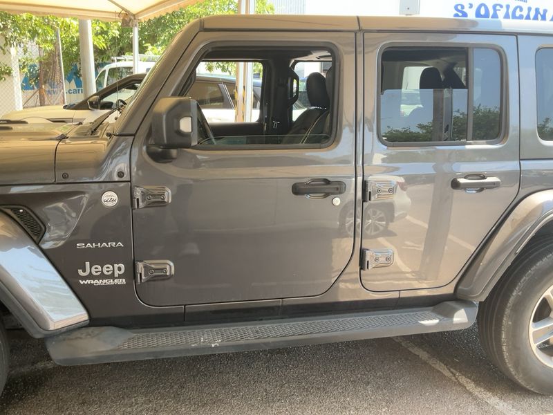 Jeep Wrangler Unlimited 2.2 CRDi Sahara — zdjęcie 4