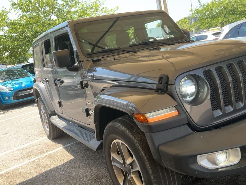 Jeep Wrangler Unlimited 2.2 CRDi Sahara — zdjęcie 8