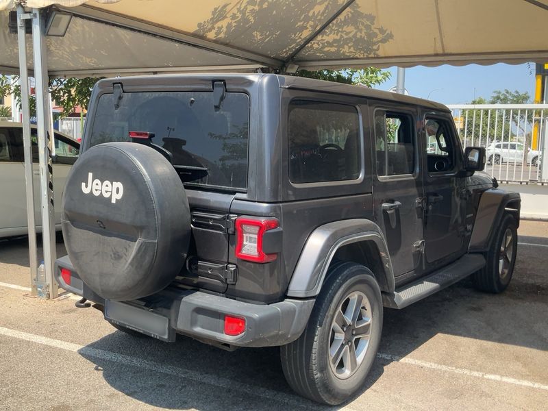 Jeep Wrangler Unlimited 2.2 CRDi Sahara — zdjęcie 6