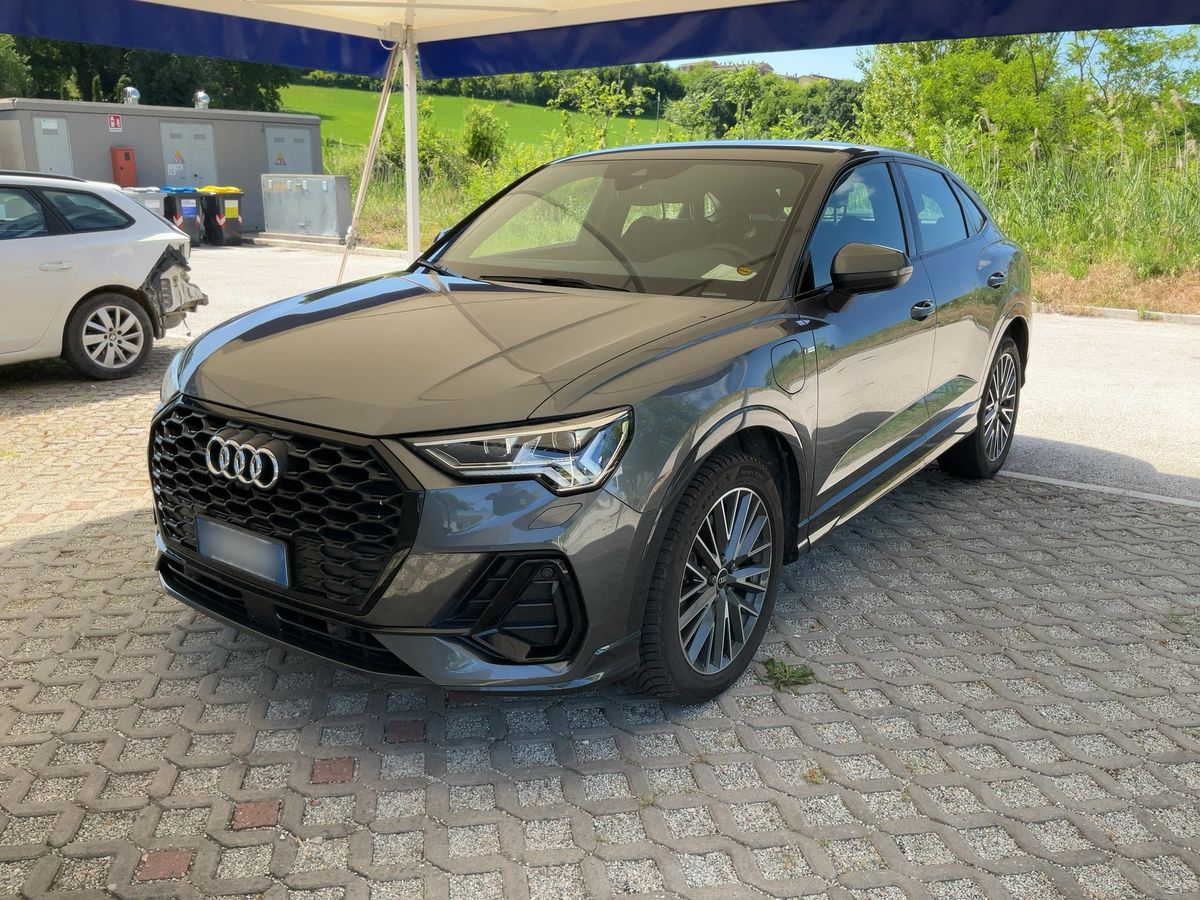 Audi Q3 2021
