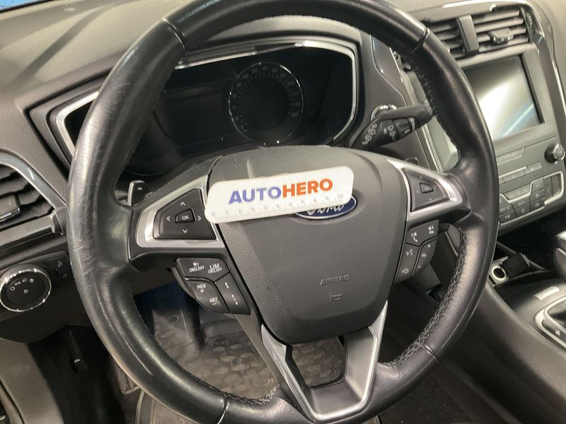 Ford Mondeo 1.5 EcoBoost Titanium 2019 – снимка 25