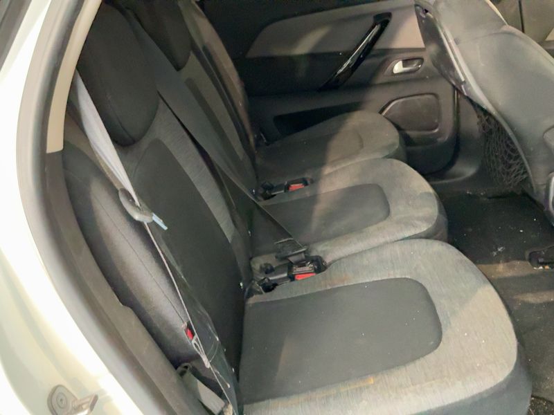 Citroen C4 Picasso 1.6 Blue-HDi Feel — zdjęcie 14