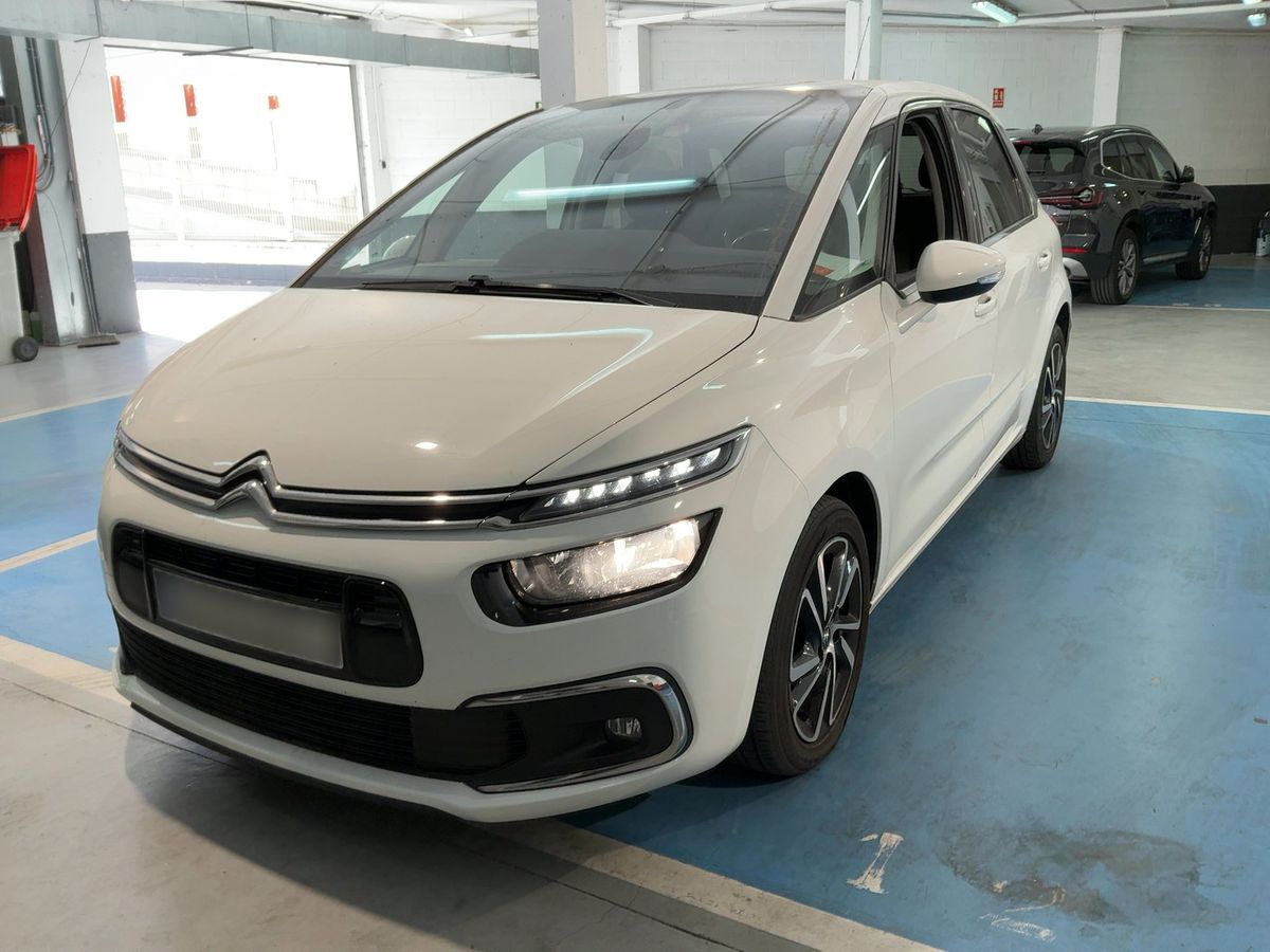 Citroen C4 2017 — photo 1