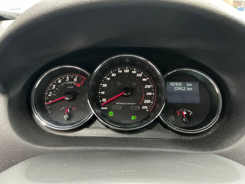 Renault Megane 2.0 TCe GT — zdjęcie 13
